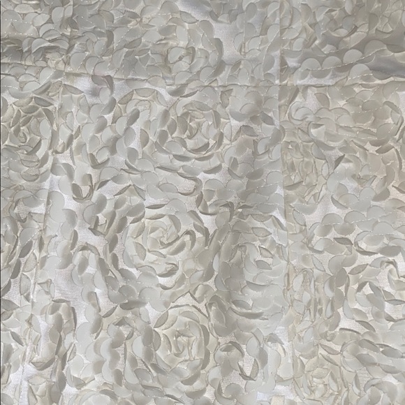 white dress - Picture 2 of 4